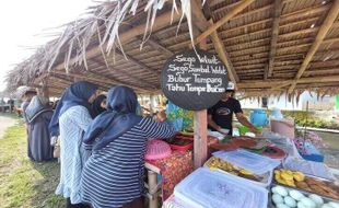 Berlatar Gunung Merapi, Asyiknya Menikmati Kuliner Jadul di Loka Batari Klaten