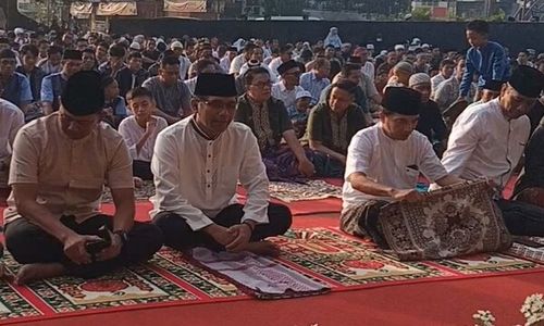 Bupati Boyolali Salat Idulfitri di Halaman Rumah Dinas