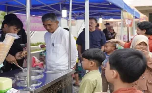 Resmi Dibuka, Gebyar Syawal Bisa Jadi Pilihan Belanja di Karanganyar