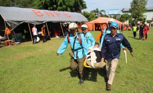 Bertemu Bupati, Warga Gantiwarno Klaten Ceritakan Peristiwa Gempa 18 Tahun Lalu