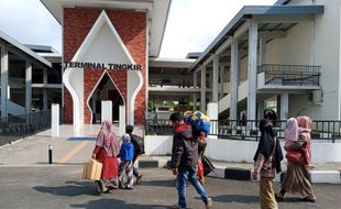 Pemudik Tiba Lebih Awal, Terminal Tingkir Salatiga Mulai Ramai