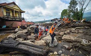 Banjir Bandang Terjang Agam Sumbar, 27 Orang Meninggal Dunia