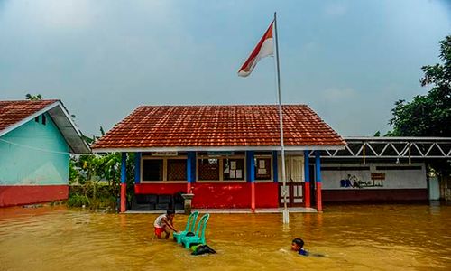 Banjir Luapan Sungai di Lebak Rendam Sekolah dan Puluhan Hektare Sawah