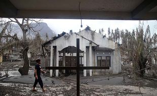 Penampakan Permukiman Warga Rusak Parah Terdampak Erupsi Gunung Ruang