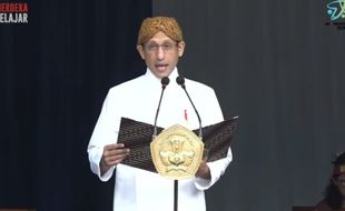 Mendikbud Nadiem Lemas Dibentak Ibu-Ibu di Rapat DPR RI