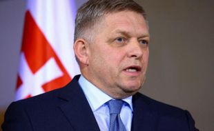 PM Slovakia Ditembak hingga Luka Parah, Motifnya Diduga karena Oposisi Politik