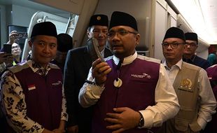 Menteri Agama Lepas Keberangkatan Perdana Jemaah Haji dari Bandara Soetta