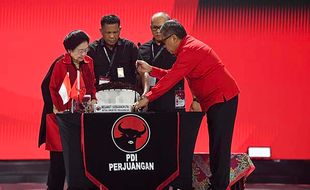 Sikap PDIP ke Pemerintah Belum Diputuskan, Pertemuan Megawati & Prabowo Terbuka