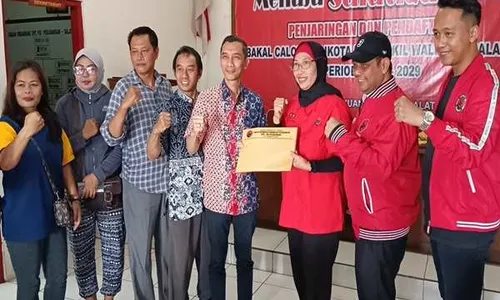 Politikus Nasdem jadi yang Pertama Kembalikan Formulir ke PDIP Salatiga