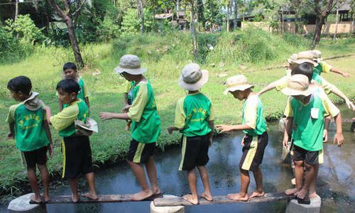 Tingkatkan Wawasan Lingkungan, Siswa Kelas 3 SD Warga Outing Class ke Boyolali