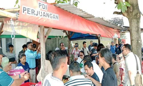 Mulai Blusukan di Solo, Sudaryono Tak Sadar Makan di Warung Soto PDIP