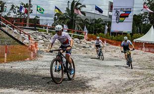 Pembalap Sepeda UCI MTB 2024 Jajal Sirkuit SG 1973 di Palangka Raya