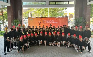 Paduan Suara UKSW Sabet 4 Gelar Juara di 11th Sapta Gita Choral Festival