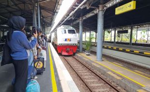 Long Weekend, 51.000 Orang Turun di Stasiun Daops 6 Yogyakarta