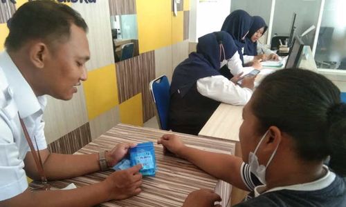 KAI Daop 6 Beri Layanan Kesehatan Gratis untuk Warga Sragen