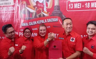 Dapat Instruksi Megawati, Mbak Ita Ambil Formulir Bakal Wali Kota Semarang