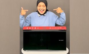 Microwave Sharp Terbaru, Canggih Bisa Mengatur Kelembapan Otomatis