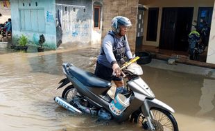 Banjir di Musim Kemarau, Jalan Utama Dua Desa di Kabupaten Semarang Terputus