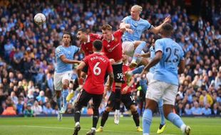 Pep Guardiola Sebut Timnya Datang ke Final Piala FA dengan Penuh Tawa