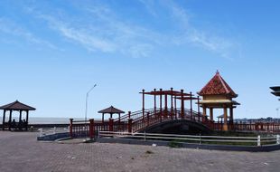 Mengenal Pantai Boom Tuban, Dulu Pelabuhan Penting Era Kerajaan Majapahit