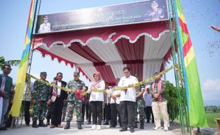 Kelar Dibangun lewat Karya Bhakti Mandiri, Jalan Desa Pasung Klaten Kini Mulus