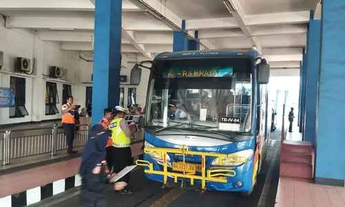 Ramp Check Gabungan di Terminal Tirtonadi Solo, 7 Bus Tidak Laik Jalan