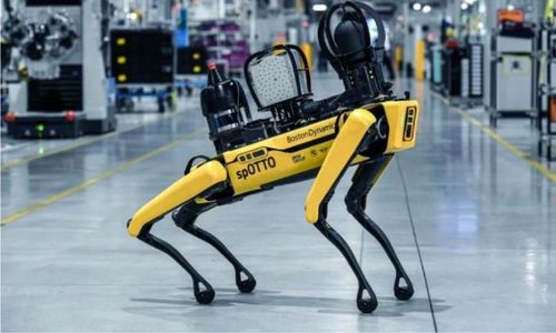 BMW Gunakan Robot Anjing Gantikan Tugas Pengawas Pabrik