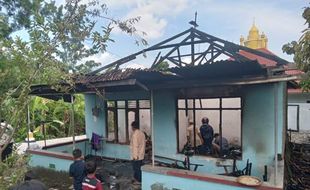 Gegara Charger Ponsel, 1 Rumah di Klaten Selatan Nyaris Ludes Terbakar