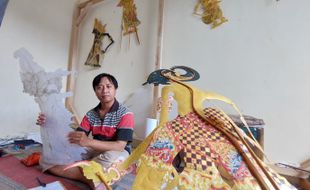 Mudah Perawatannya, Wayang Fiber Karya Perajin Ambarawa Diburu Para Kolektor