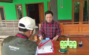 Hari Pertama Coklit, KPU Ngawi Datangi Rumah Pelawak Cak Yudho Bakiak