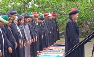 Pagi Tadi, Jemaah An-Nadzir Gowa Menunaikan Salat Iduladha