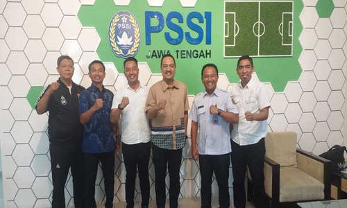 Asprov PSSI Jawa Tengah Berikan Arahan untuk Askab PSSI Karanganyar