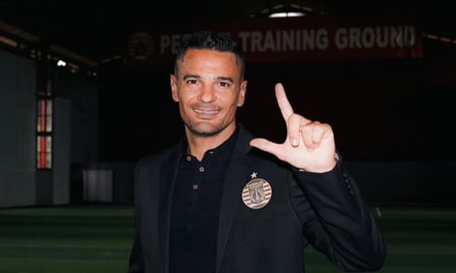 Persija Tunjuk Pelatih Asal Spanyol Carlos Pena untuk Liga 1 Musim 2024/2025