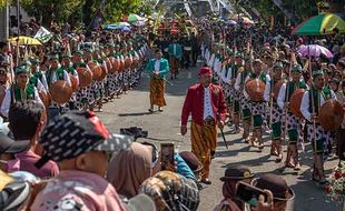 Kirab Grebeg Besar di Demak, Tradisi Sambut Hari Raya Iduladha