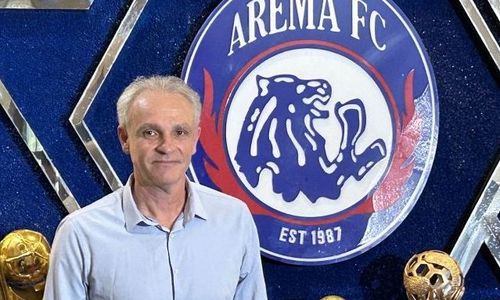 Pelatih Brasil Joel Cornelli Gantikan Widodo Cahyono Putro Arsiteki Arema FC