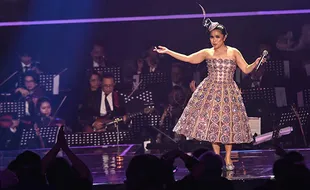 Konser Tunggal Ruth Sahanaya Bertajuk 40 Tahun Simfoni dari Hati