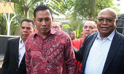 Penuhi Panggilan KPK, Kusnadi Staf Hasto Diperiksa Terkait Kasus Harun Masiku