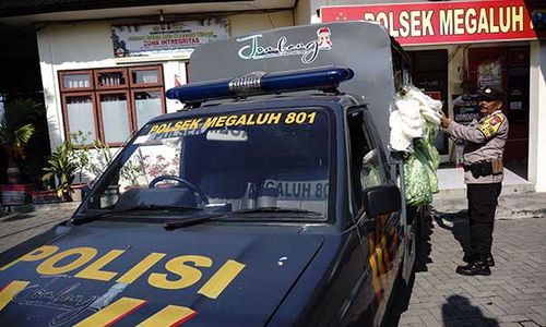 Unik, Mobil Polisi di Jombang Jadi Gerobak Sayur untuk Sosialisasi Kamtibmas