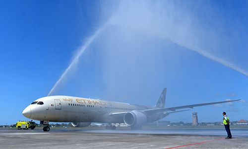 Etihad Buka Rute Baru Penerbangan Langsung Abu Dhabi-Denpasar