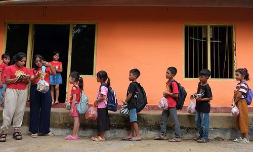 Potret Anak-anak di Bali Ikuti Pendidikan Nonformal Bayar dengan Sampah