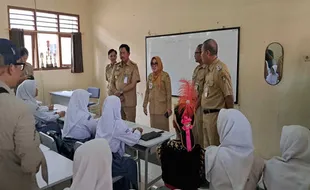 SMAN 9 Solo Diresmikan, PJ Gubernur Jateng: Pembangunan akan Dilanjutkan