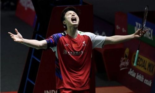 Pemain Cina Shi Yu Qi Juara Tunggal Putra Indonesia Open