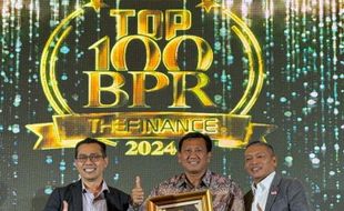 PT BPR Bank Daerah Karanganyar Raih Top 100 BPR Award 2024