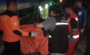 Kecelakaan Motor Vs Truk di Tanon Sragen, 1 Orang Meninggal di Kolong Truk