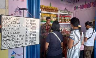 Pemprov Jateng Buka Kios SiManis di Pasar Bulu Semarang, Jual Sembako Murah