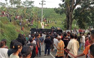 Satlantas dan Dishub Cek Kelaikan Bus Terguling di Ngargoyoso Karanganyar 