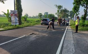 Motor Vs Motor di Tasikmadu, Pasutri Asal Kebakkramat Karanganyar Meninggal