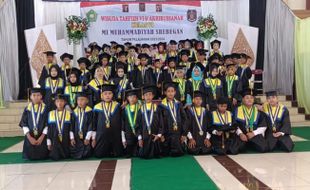 83 Siswa MIM Srebegan Klaten Diwisuda, 27 Anak Wisuda Tahfiz