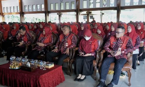 595 PNS Pemkab Sragen Naik Pangkat, Mayoritas Guru