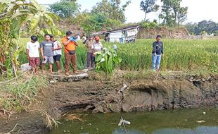 Nenek dan Cucu Meninggal Tenggelam di Kolam Bekas Galian C di Gondangrejo